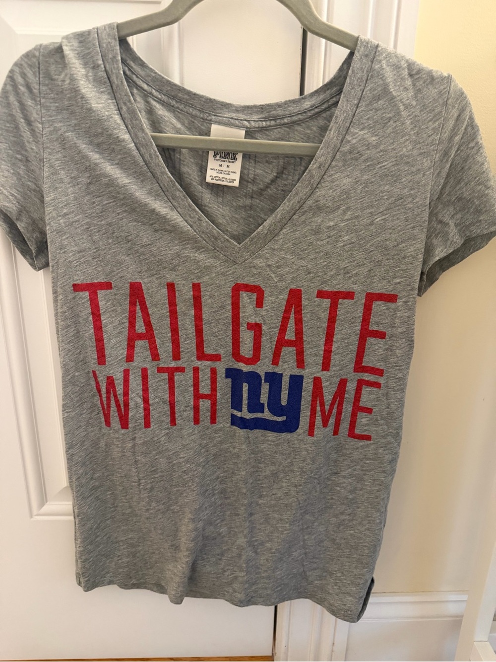 VS PINK NY Giants V Neck T Shirt